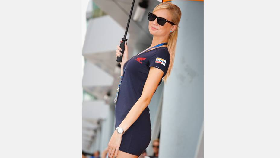 Veja as belas garotas da MotoGP da Malásia e saiba como foi a corrida | <a href="https://preprod.quatrorodas.abril.com.br/moto/noticias/motogp-dani-pedrosa-vence-sepang-756916.shtml" rel="migration">Leia mais</a>