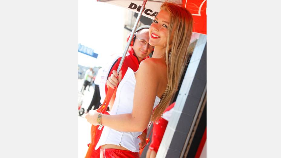 Veja as belas Garotas da MotoGP - Austrália | <a href="https://preprod.quatrorodas.abril.com.br/moto/noticias/motogp-lorenzo-vence-embola-campeonato-757595.shtml" rel="migration">Leia mais</a>