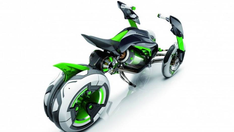 A Kawasaki não detalhou o motor elétrico do protótipo, apesar de ele ser alimentado por uma bateria de alta capacidade de níquel e hidreto metálico Gigacell | <a href="https://preprod.quatrorodas.abril.com.br/moto/noticias/kawasaki-mostra-j-concept-toquio-761438.s" rel="migration"></a>