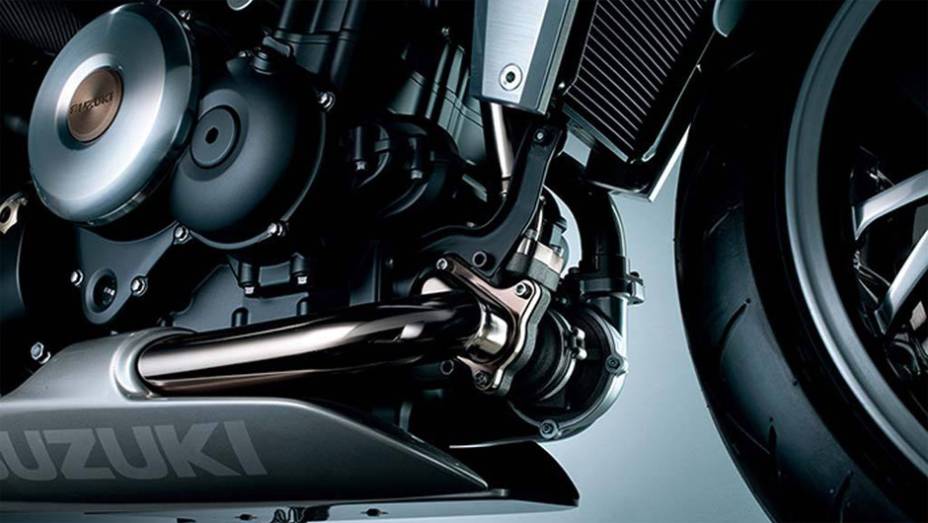 Detalhe do motor | <a href="https://preprod.quatrorodas.abril.com.br/moto/noticias/suzuki-mostra-recursion-concept-761664.shtml" rel="migration">Leia mais</a>