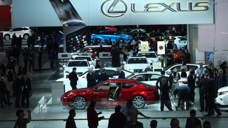 Estande da Lexus | <a href="https://preprod.quatrorodas.abril.com.br/noticias/saloes/detroit-2014" rel="migration">Tudo sobre o Salão!</a>