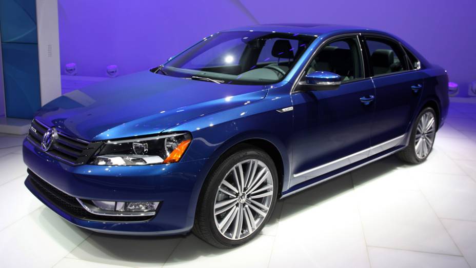 VW Passat Bluemotion | <a href="https://preprod.quatrorodas.abril.com.br/noticias/saloes/detroit-2014/vw-tera-passat-bluemotion-detroit-768175.shtml" rel="migration">Leia Mais</a>