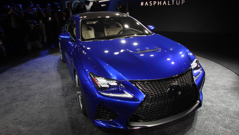 Lexus RC F | <a href="https://preprod.quatrorodas.abril.com.br/noticias/saloes/detroit-2014/lexus-expoe-rc-f-detroit-770421.shtml" rel="migration">Leia Mais</a>