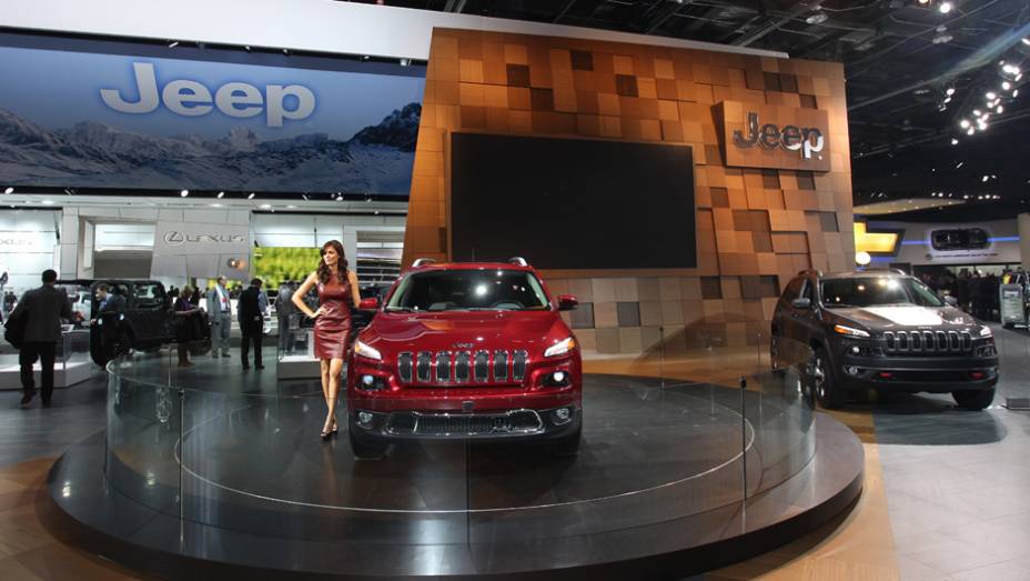 Jeep Cherokee | <a href="https://preprod.quatrorodas.abril.com.br/noticias/saloes/detroit-2014" rel="migration">Tudo sobre o Salão de Detroit!</a>