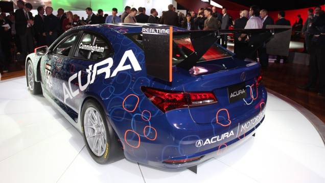 Acura TLX Prototype | <a href="https://preprod.quatrorodas.abril.com.br/noticias/saloes/detroit-2014/acura-apresenta-tlx-prototype-770463.shtml" rel="migration">Leia Mais</a> Acura TLX Prototype | <a href="https://preprod.quatrorodas.abril.com.br/noticias/saloes/detroit-2014/acura-apresenta-tlx-prototype-770463.shtml" rel="migration">Leia Mais</a>