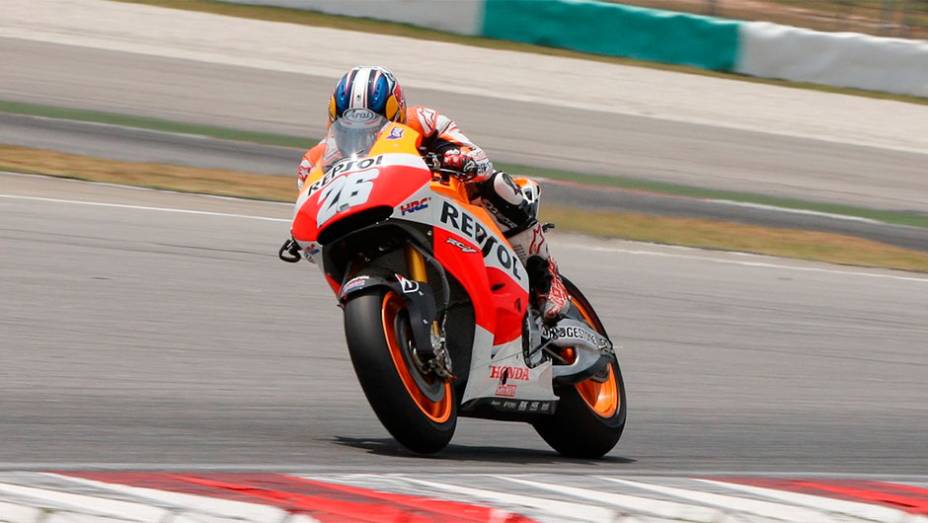 Dani Pedrosa aparece em terceiro... | <a href="https://preprod.quatrorodas.abril.com.br/moto/noticias/motogp-marquez-lidera-primeiro-dia-testes-sepang-772341.shtml" rel="migration">Leia mais</a>