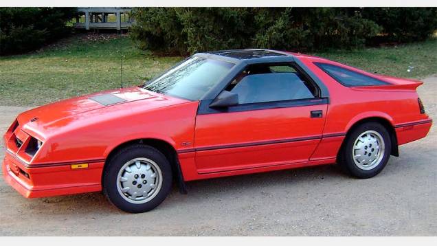 Daytona (1984) - Provavelmente o mais atraente carro K, conseguia tirar de seu motor de quatro cilindros 142 cv na versão turbo. Esportividade de Detroit pós-crise do petróleo... Daytona (1984) - Provavelmente o mais atraente carro K, conseguia tirar de seu motor de quatro cilindros 142 cv na versão turbo. Esportividade de Detroit pós-crise do petróleo...