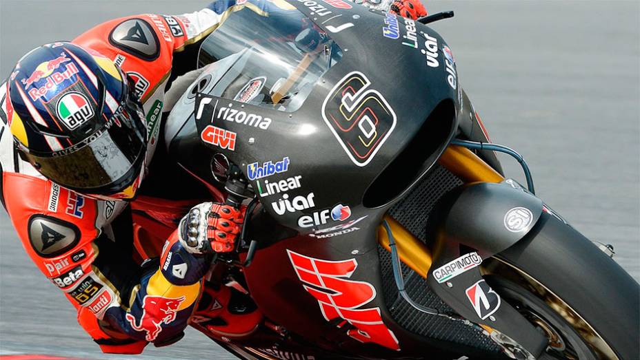 Com domínio da Honda, Stefan Bradl foi o terceiro | <a href="https://preprod.quatrorodas.abril.com.br/moto/noticias/motogp-marquez-domina-sepang-dia-772483.shtml" rel="migration">Leia mais</a>