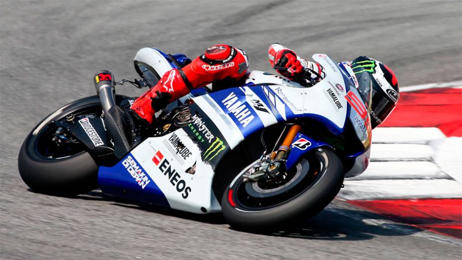 Jorge Lorenzo encerrou o primeiro teste oficial do ano em terceiro | <a href="https://preprod.quatrorodas.abril.com.br/moto/noticias/motogp-marc-marquez-insuperavel-malasia-772574.shtml" rel="migration">Leia mais</a>