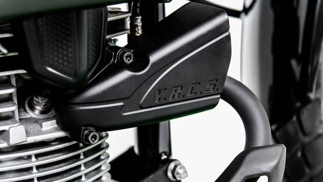 A moto conta ainda com o sistema YRCS (Yamaha Ram Air Cooling System), que tem a função de potencializar a refrigeração do sistema de ignição e do motor | <a href="https://preprod.quatrorodas.abril.com.br/moto/noticias/yamaha-lanca-crosser-150-r-9-050-00-773044.s" rel="migration"></a> A moto conta ainda com o sistema YRCS (Yamaha Ram Air Cooling System), que tem a função de potencializar a refrigeração do sistema de ignição e do motor | <a href="https://preprod.quatrorodas.abril.com.br/moto/noticias/yamaha-lanca-crosser-150-r-9-050-00-773044.s" rel="migration"></a>