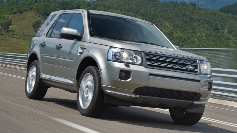 Land Rover - 179 PP100 | <a href="https://preprod.quatrorodas.abril.com.br/noticias/fabricantes/estudo-mostra-problemas-carros-novos-aumentou-773266.shtml" rel="migration">Leia mais</a>