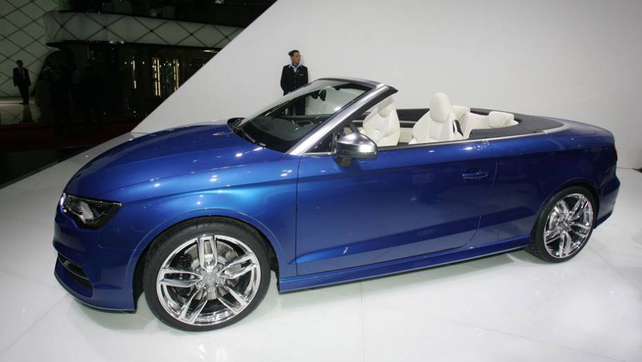 Audi S3 Cabrio | <a href="https://preprod.quatrorodas.abril.com.br/noticias/saloes/genebra-2014/" rel="migration">Leia mais</a>| <a href="https://preprod.quatrorodas.abril.com.br/galerias/saloes/genebra/2014/direto-genebra-parte-1-775644.shtml" rel="migration">Veja mais: Direto de Genebra - Parte 1</a>