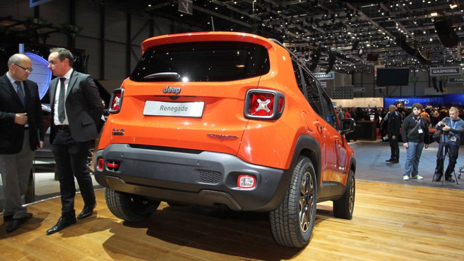 Jeep Renegade | <a href="https://preprod.quatrorodas.abril.com.br/noticias/saloes/genebra-2014/jeep-divulga-informacoes-oficiais-renegade-775280.shtml" rel="migration">Leia mais</a>| <a href="https://preprod.quatrorodas.abril.com.br/galerias/saloes/genebra/2014/direto-genebra-parte-1-77564" rel="migration"></a>