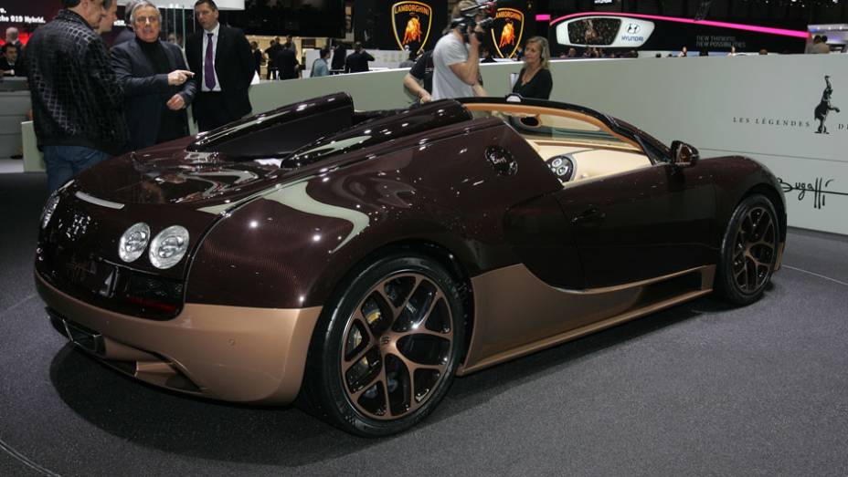 Veyron Grand Sport Vitesse Rembrandt Bugatti | <a href="https://preprod.quatrorodas.abril.com.br/noticias/saloes/genebra-2014/bugatti-mostra-veyron-grand-sport-vitesse-rembrandt-bugatti-775217.shtml" rel="migration">Leia mais</a>| <a href="%20https://preprod.quatrorodas.abril.com.br/galerias/" rel="migration"></a>