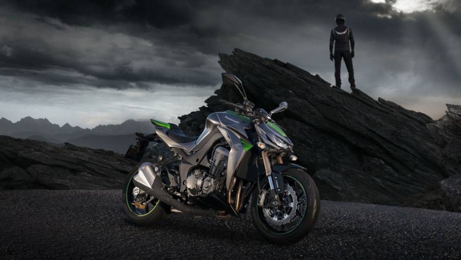 Kawasaki lança Z1000 2015 no Brasil | <a href="https://preprod.quatrorodas.abril.com.br/moto/noticias/kawasaki-lanca-z1000-2015-brasil-778522.shtml" rel="migration">Leia mais</a>