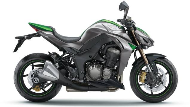 O modelo também está disponível nas versões Special Edition (SE, R$ 49.990), ABS (R$ 51.990) e ABS SE (R$ 52.990) | <a href="https://preprod.quatrorodas.abril.com.br/moto/noticias/kawasaki-lanca-z1000-2015-brasil-778522.shtml" rel="migration">Leia mais</a> O modelo também está disponível nas versões Special Edition (SE, R$ 49.990), ABS (R$ 51.990) e ABS SE (R$ 52.990) | <a href="https://preprod.quatrorodas.abril.com.br/moto/noticias/kawasaki-lanca-z1000-2015-brasil-778522.shtml" rel="migration">Leia mais</a>