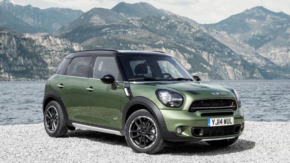 MINI Countryman 2015 é revelado em Nova York | <a href="https://preprod.quatrorodas.abril.com.br/noticias/saloes/new-york-2014/mini-countryman-2015-revelado-nova-york-779973.shtml" rel="migration">Leia mais</a>