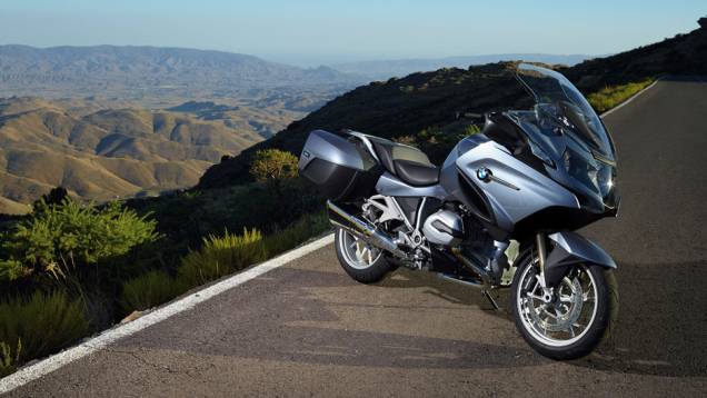 BMW lança R 1200 RT por R$ 89.900 | <a href="https://preprod.quatrorodas.abril.com.br/moto/noticias/bmw-lanca-r-1200-rt-r-89-900-781251.shtml" rel="migration">Leia mais</a> BMW lança R 1200 RT por R$ 89.900 | <a href="https://preprod.quatrorodas.abril.com.br/moto/noticias/bmw-lanca-r-1200-rt-r-89-900-781251.shtml" rel="migration">Leia mais</a>