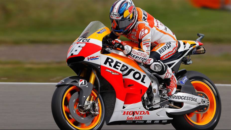 Dani Pedrosa ficou com o terceiro tempo | <a href="https://preprod.quatrorodas.abril.com.br/moto/noticias/motogp-aleix-espargaro-garante-pole-holanda-787487.shtml" rel="migration">Leia mais</a>