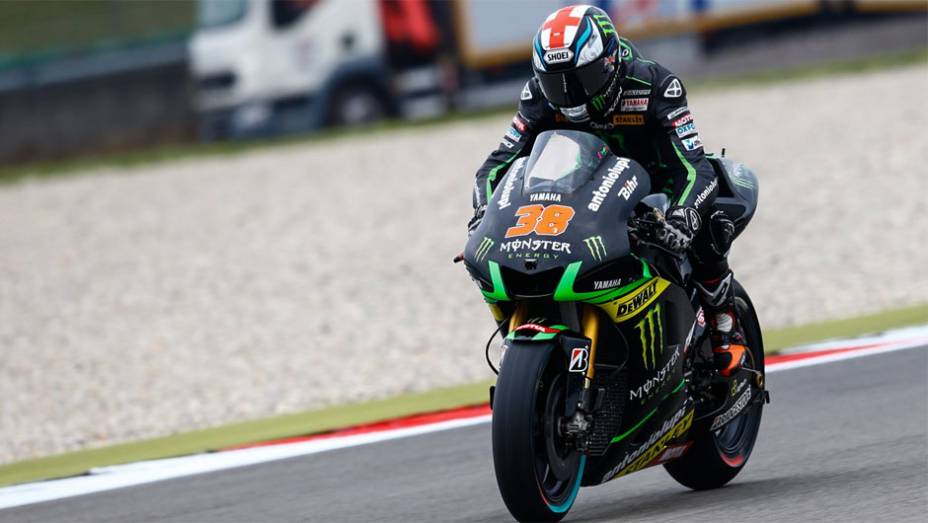 Bradley Smith largará em sexto | <a href="https://preprod.quatrorodas.abril.com.br/moto/noticias/motogp-aleix-espargaro-garante-pole-holanda-787487.shtml" rel="migration">Leia mais</a>