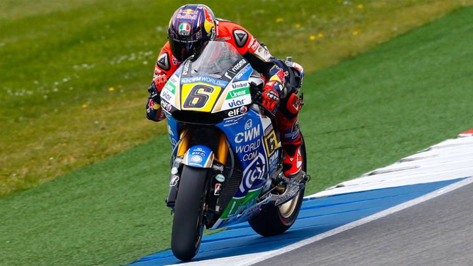 Stefan Bradl ficou com o oitavo tempo | <a href="https://preprod.quatrorodas.abril.com.br/moto/noticias/motogp-aleix-espargaro-garante-pole-holanda-787487.shtml" rel="migration">Leia mais</a>