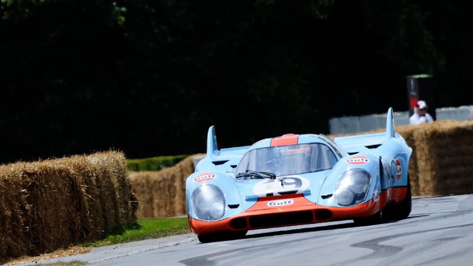 Raridade! Um Porsche 917k durante a subida de montanha | <a href="https://preprod.quatrorodas.abril.com.br/galerias/especiais/festival-goodwood-2014-parte-1-787499.shtml" rel="migration">Parte 1</a>