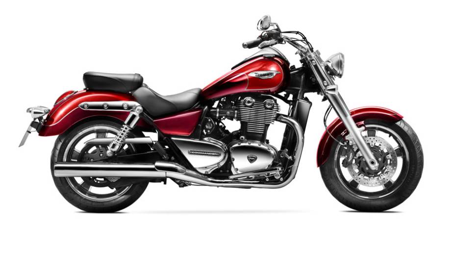Modelo est&aacute; dispon&iacute;vel nas cores Crimson Sunset Red/Lava Red (dois tons de vermelho)... | <a href="https://preprod.quatrorodas.abril.com.br/moto/noticias/triumph-lanca-thunderbird-commander-brasil-791427.shtml" rel="migration">Leia mais</a>