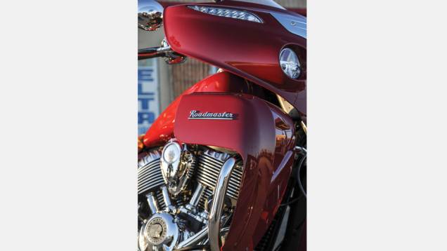 Indian Roadmaster 2015 pode levar um total de 140 kg de bagagem | <a href="https://preprod.quatrorodas.abril.com.br/moto/noticias/indian-apresenta-roadmaster-2015-eua-793017.shtml" rel="migration">Leia mais</a> Indian Roadmaster 2015 pode levar um total de 140 kg de bagagem | <a href="https://preprod.quatrorodas.abril.com.br/moto/noticias/indian-apresenta-roadmaster-2015-eua-793017.shtml" rel="migration">Leia mais</a>
