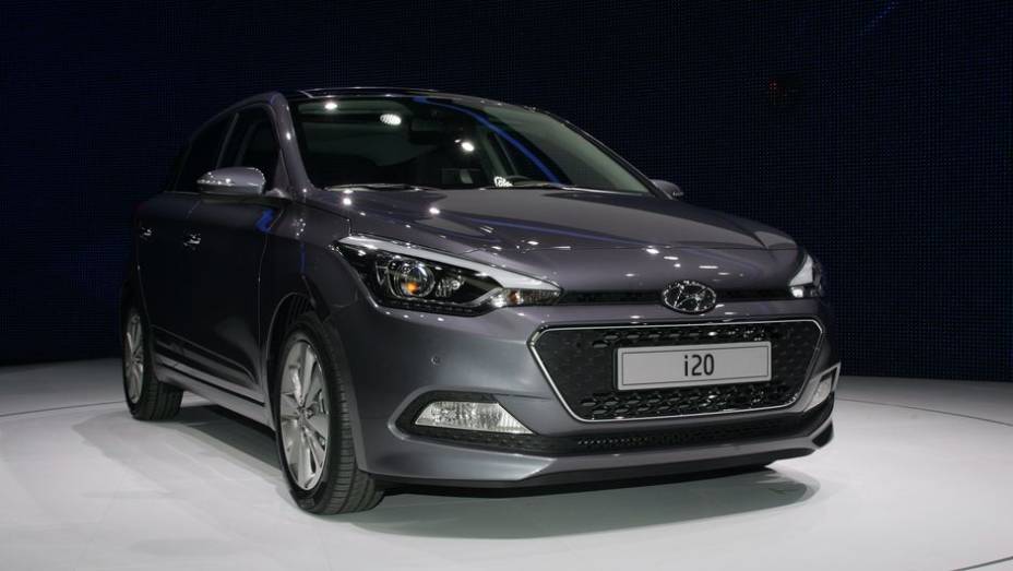 Hyundai i20 | <a href="https://preprod.quatrorodas.abril.com.br/noticias/saloes/paris-2014/hyundai-detalhes-i20-europeu-798794.shtml" rel="migration">Leia mais</a>| <a href="https://preprod.quatrorodas.abril.com.br/galerias/saloes/paris/2014/direto-paris-2014-parte-1-803949.shtml" rel="migration">Veja m</a>