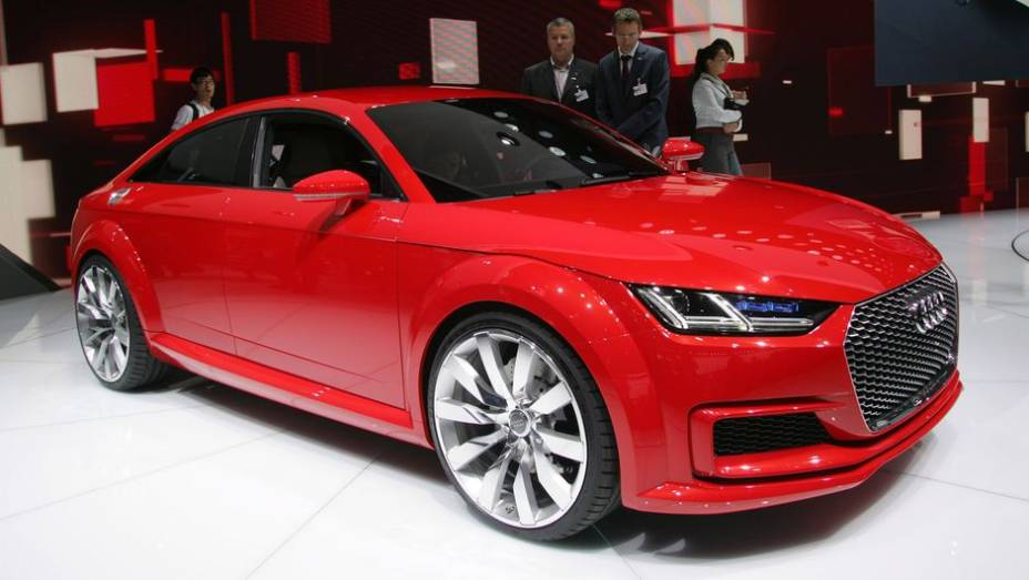 Audi TT Sportback concept | <a href="https://preprod.quatrorodas.abril.com.br/noticias/saloes/paris-2014/audi-apresenta-tt-sportback-concept-803458.shtml" rel="migration">Leia mais</a>| <a href="https://preprod.quatrorodas.abril.com.br/galerias/saloes/paris/2014/direto-paris-2014-parte-1" rel="migration"></a>