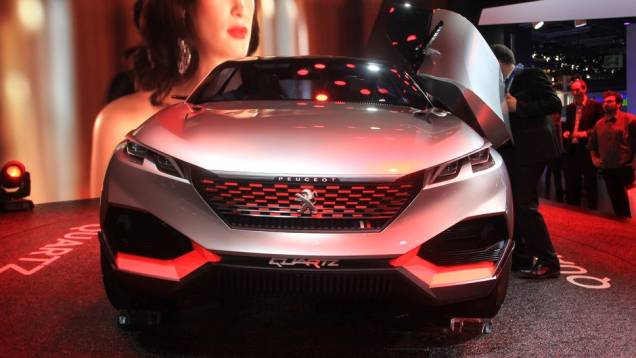 Peugeot Quartz concept | <a href="https://preprod.quatrorodas.abril.com.br/noticias/saloes/paris-2014/ousado-quartz-concept-atracao-peugeot-salao-paris-800420.shtml" rel="migration">Leia mais</a> | <a href="https://preprod.quatrorodas.abril.com.br/galerias/saloes/paris/2014/direto-paris-2" rel="migration"></a> Peugeot Quartz concept | <a href="https://preprod.quatrorodas.abril.com.br/noticias/saloes/paris-2014/ousado-quartz-concept-atracao-peugeot-salao-paris-800420.shtml" rel="migration">Leia mais</a> | <a href="https://preprod.quatrorodas.abril.com.br/galerias/saloes/paris/2014/direto-paris-2" rel="migration"></a>