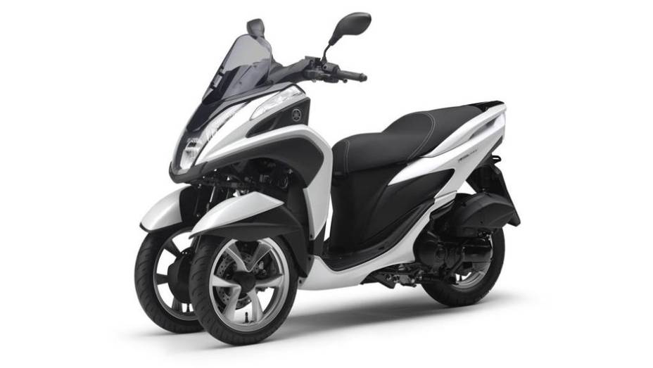 Por conta do seu motor, o uso do Tricity é basicamente urbano | <a href="https://preprod.quatrorodas.abril.com.br/moto/noticias/yamaha-apresenta-tricity-europa-777991.shtml" rel="migration">Leia mais</a>