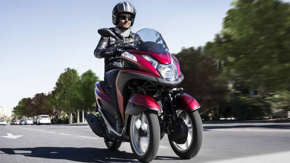 Trata-se de um monocilíndrico quatro tempos de 125 cc | <a href="https://preprod.quatrorodas.abril.com.br/moto/noticias/yamaha-apresenta-tricity-europa-777991.shtml" rel="migration">Leia mais</a>