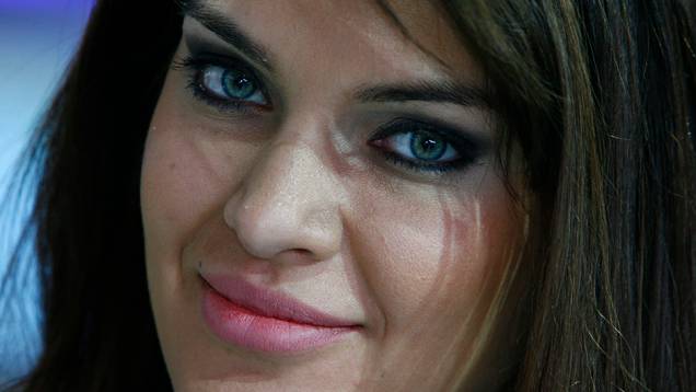 As mais belas garotas dos estandes do Salão do Automóvel na edição de 2014 | <a href="https://preprod.quatrorodas.abril.com.br/salao-do-automovel/2014/" rel="migration">Tudo sobre o Salão do Automóvel 2014</a> As mais belas garotas dos estandes do Salão do Automóvel na edição de 2014 | <a href="https://preprod.quatrorodas.abril.com.br/salao-do-automovel/2014/" rel="migration">Tudo sobre o Salão do Automóvel 2014</a>