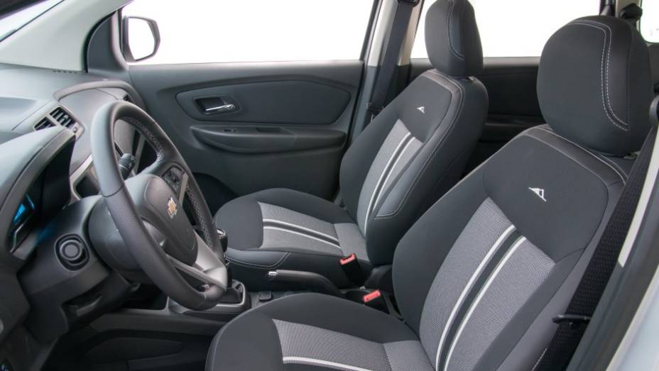 O acabamento interno tamb&eacute;m &eacute; diferenciado | <a href="https://preprod.quatrorodas.abril.com.br/noticias/fabricantes/audi-apresenta-q3-2015-810386.shtml/" rel="migration">Leia Mais</a>