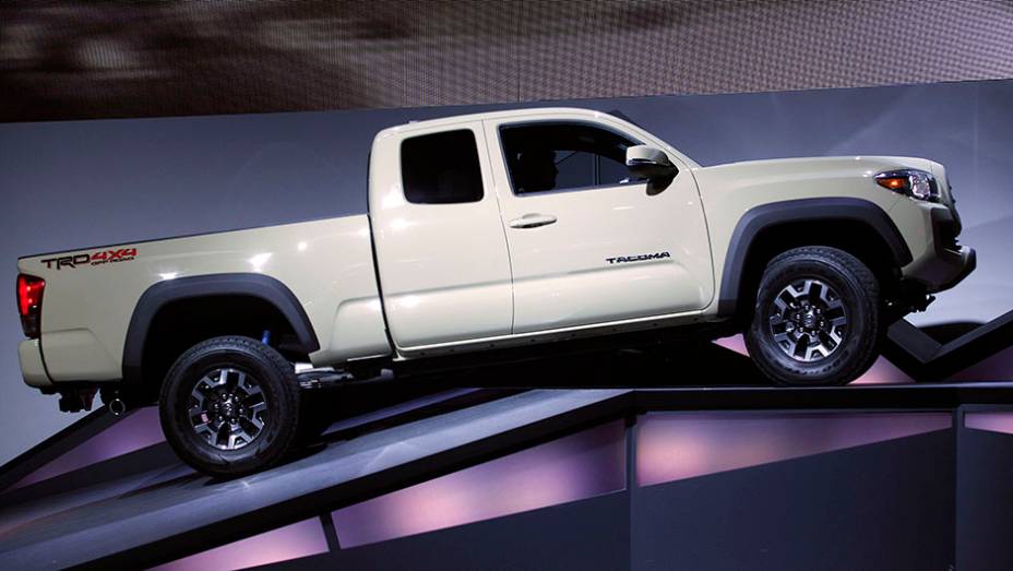Toyota Tacoma | <a href="https://preprod.quatrorodas.abril.com.br/noticias/saloes/detroit-2015/toyota-desvenda-tacoma-2016-825020.shtml" rel="migration">Leia mais</a> | <a href="https://preprod.quatrorodas.abril.com.br/galerias/saloes/detroit-2015/1o-dia-salao-detroit-824981.shtml" rel="migration">Veja a pri</a> Toyota Tacoma | <a href="https://preprod.quatrorodas.abril.com.br/noticias/saloes/detroit-2015/toyota-desvenda-tacoma-2016-825020.shtml" rel="migration">Leia mais</a> | <a href="https://preprod.quatrorodas.abril.com.br/galerias/saloes/detroit-2015/1o-dia-salao-detroit-824981.shtml" rel="migration">Veja a pri</a>