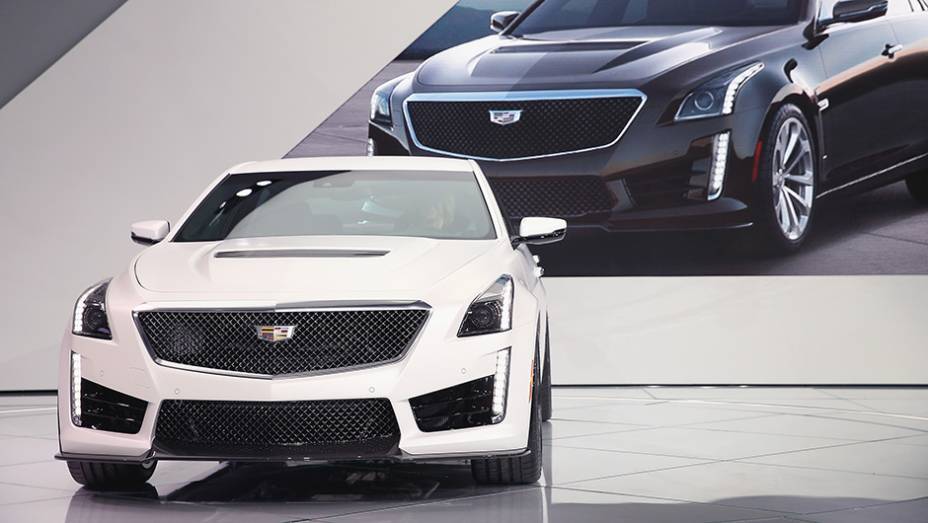 Cadillac CTS-V | <a href="https://preprod.quatrorodas.abril.com.br/noticias/saloes/detroit-2015/cadillac-revela-novo-cts-v-820740.shtml" rel="migration">Leia mais</a> | <a href="https://preprod.quatrorodas.abril.com.br/galerias/saloes/detroit-2015/1o-dia-salao-detroit-824981.shtml" rel="migration">Veja a pri</a>