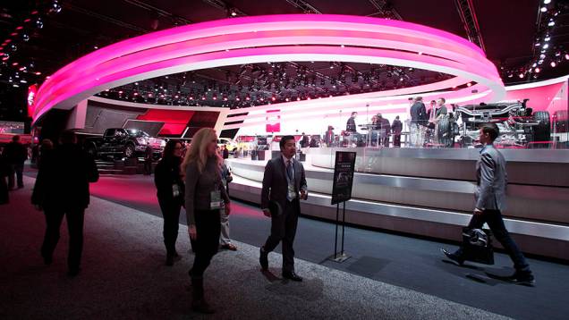 Estande da Nissan | <a href="https://preprod.quatrorodas.abril.com.br/galerias/saloes/detroit-2015/1o-dia-salao-detroit-824981.shtml" rel="migration">Veja a primeira parte</a> | <a href="https://preprod.quatrorodas.abril.com.br/galerias/saloes/detroit-2015/direto-detroit-parte-2-825561.shtml" rel="migration"></a> Estande da Nissan | <a href="https://preprod.quatrorodas.abril.com.br/galerias/saloes/detroit-2015/1o-dia-salao-detroit-824981.shtml" rel="migration">Veja a primeira parte</a> | <a href="https://preprod.quatrorodas.abril.com.br/galerias/saloes/detroit-2015/direto-detroit-parte-2-825561.shtml" rel="migration"></a>