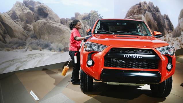 Estande da Toyota | <a href="https://preprod.quatrorodas.abril.com.br/galerias/saloes/detroit-2015/1o-dia-salao-detroit-824981.shtml" rel="migration">Veja a primeira parte</a> | <a href="https://preprod.quatrorodas.abril.com.br/galerias/saloes/detroit-2015/direto-detroit-parte-2-825561.shtml" rel="migration"></a> Estande da Toyota | <a href="https://preprod.quatrorodas.abril.com.br/galerias/saloes/detroit-2015/1o-dia-salao-detroit-824981.shtml" rel="migration">Veja a primeira parte</a> | <a href="https://preprod.quatrorodas.abril.com.br/galerias/saloes/detroit-2015/direto-detroit-parte-2-825561.shtml" rel="migration"></a>