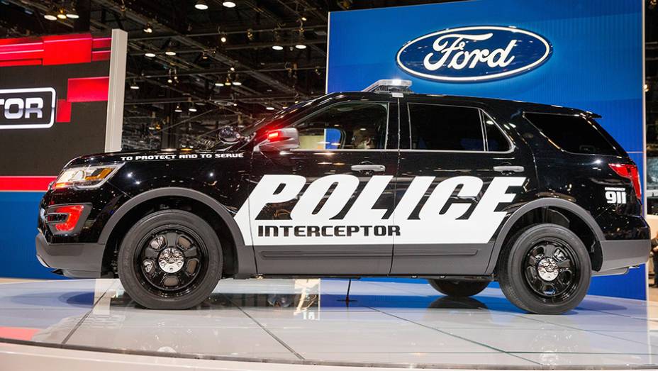 Ford Police Interceptor | <a href="https://preprod.quatrorodas.abril.com.br/noticias/fabricantes/ford-lanca-novo-interceptor-policia-estados-unidos-834721.shtml" rel="migration">Leia mais</a>