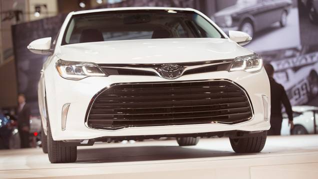 Toyota Avalon | <a href="https://preprod.quatrorodas.abril.com.br/noticias/fabricantes/toyota-avalon-recebe-facelift-836220.shtml" rel="migration">Leia mais</a> Toyota Avalon | <a href="https://preprod.quatrorodas.abril.com.br/noticias/fabricantes/toyota-avalon-recebe-facelift-836220.shtml" rel="migration">Leia mais</a>