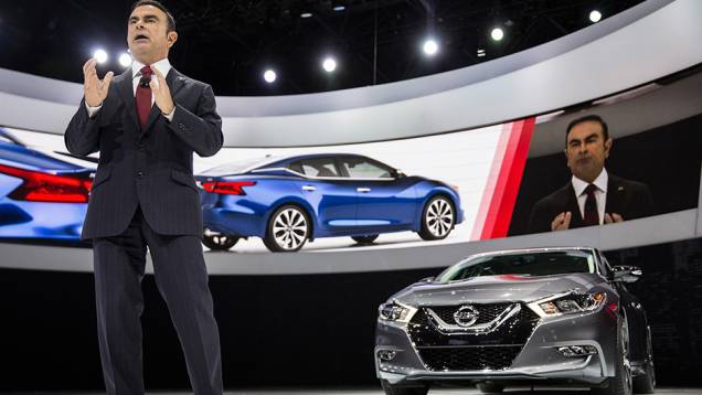 Nissan Maxima | <a href="https://preprod.quatrorodas.abril.com.br/noticias/saloes/new-york-2015/nissan-maxima-surge-renovado-nova-iorque-852660.shtml" target="_blank" rel="migration">Leia mais</a> Nissan Maxima | <a href="https://preprod.quatrorodas.abril.com.br/noticias/saloes/new-york-2015/nissan-maxima-surge-renovado-nova-iorque-852660.shtml" target="_blank" rel="migration">Leia mais</a>