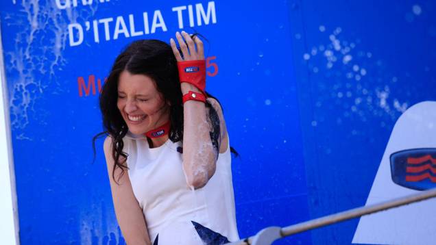 Confira as belas garotas do grid da MotoGP em Mugello! | <a href="https://preprod.quatrorodas.abril.com.br/moto/noticias/motogp-jorge-lorenzo-vence-mugello-871621.shtml" rel="migration">Leia mais</a> Confira as belas garotas do grid da MotoGP em Mugello! | <a href="https://preprod.quatrorodas.abril.com.br/moto/noticias/motogp-jorge-lorenzo-vence-mugello-871621.shtml" rel="migration">Leia mais</a>