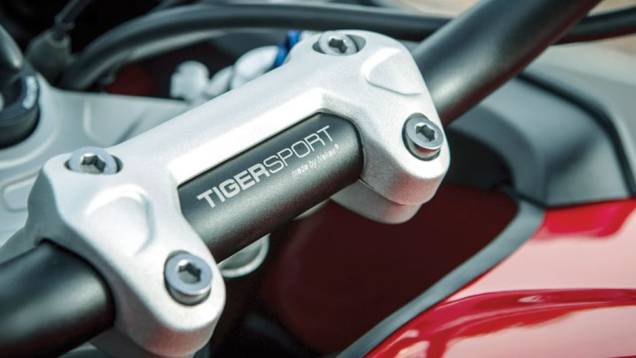 ...e em torque - no total, 10,6 kgfm | <a href="https://preprod.quatrorodas.abril.com.br/moto/noticias/triumph-revela-tiger-sport-731104.shtml" rel="migration">Leia mais</a> ...e em torque - no total, 10,6 kgfm | <a href="https://preprod.quatrorodas.abril.com.br/moto/noticias/triumph-revela-tiger-sport-731104.shtml" rel="migration">Leia mais</a>