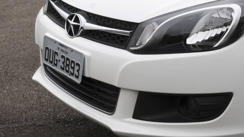 H&aacute; quem diga que o J3 ficou com cara de Volkswagen... | <a href="https://preprod.quatrorodas.abril.com.br/galerias/jac/j3-j3-turin-2014-744437.shtml" rel="migration">Leia mais</a>