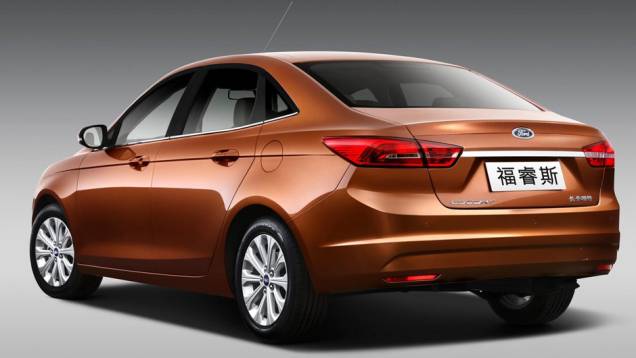 Modelo clássico aqui no Brasil volta na forma de um sedã. | <a href="https://preprod.quatrorodas.abril.com.br/noticias/saloes/pequim-2014/ford-escort-esta-volta-modelo-sera-apresentado-pequim-779651.shtml" rel="migration">Leia mais</a> Modelo clássico aqui no Brasil volta na forma de um sedã. | <a href="https://preprod.quatrorodas.abril.com.br/noticias/saloes/pequim-2014/ford-escort-esta-volta-modelo-sera-apresentado-pequim-779651.shtml" rel="migration">Leia mais</a>