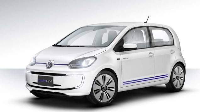 Embora seja econômico, o carro não decepciona no desempenho: ele acelera de 0 a 100 km/h em 15,7 segundos e chega aos 140 km/h, limitados eletronicamente | <a href="https://preprod.quatrorodas.abril.com.br/galerias/saloes/toquio-2013/vw-twin-up-760756.shtml" rel="migration">Leia</a> Embora seja econômico, o carro não decepciona no desempenho: ele acelera de 0 a 100 km/h em 15,7 segundos e chega aos 140 km/h, limitados eletronicamente | <a href="https://preprod.quatrorodas.abril.com.br/galerias/saloes/toquio-2013/vw-twin-up-760756.shtml" rel="migration">Leia</a>