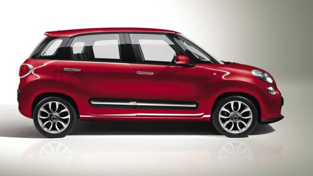 Modelo foi inspirado no 600 Multipla, uma espécie de minivan compacta | <a href="https://preprod.quatrorodas.abril.com.br/saloes/genebra/2012/fiat-500l-678496.shtml" rel="migration">Leia mais</a> Modelo foi inspirado no 600 Multipla, uma espécie de minivan compacta | <a href="https://preprod.quatrorodas.abril.com.br/saloes/genebra/2012/fiat-500l-678496.shtml" rel="migration">Leia mais</a>