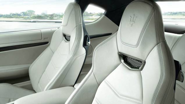 Versão substitui o GranTurismo S Versão substitui o GranTurismo S