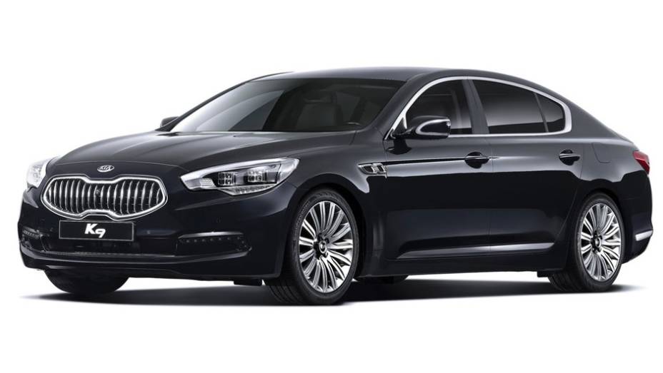 Modelo topo de linha ser&aacute; o primeiro sed&atilde; grande com tra&ccedil;&atilde;o traseira da marca | <a href="https://preprod.quatrorodas.abril.com.br/saloes/genebra/2012/kia-k9-678504.shtml" rel="migration">Leia mais</a>